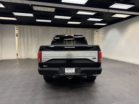 Used 2017 Ford F150 Platinum w/ Equipment Group 701A Luxury image 4