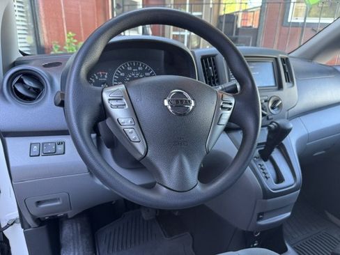Used 2020 Nissan NV200 SV w/ Sliding Glass Door Package FWD image 10