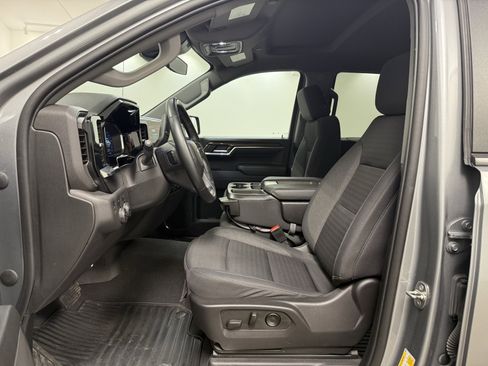 Used 2023 Chevrolet Silverado 1500 LT image 15