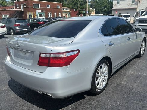 Used 2007 Lexus LS 460 RWD image 5
