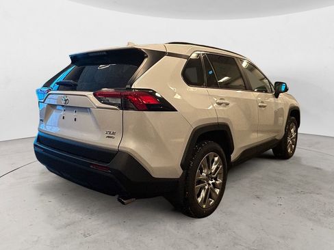 New 2025 Toyota RAV4 XLE Premium image 5
