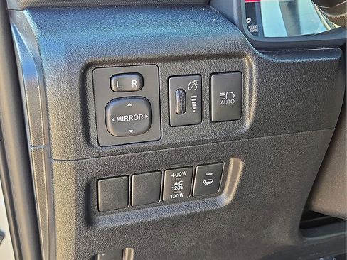 Used 2024 Toyota 4Runner TRD Off-Road Premium image 26