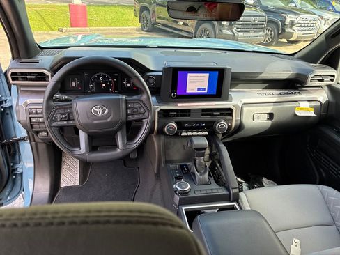 New 2026 Toyota Tacoma SR5 AWD/4WD image 17
