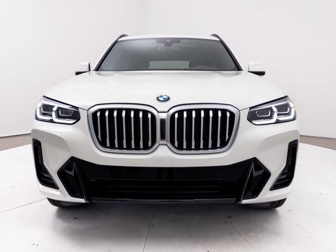 Used 2024 BMW X3 sDrive30i w/ Premium Package image 15