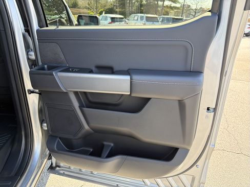 Used 2025 Ford F150 XLT w/ Equipment Group 302A MID image 29