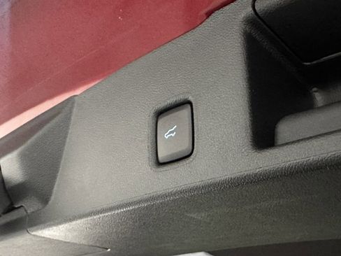 New 2025 Ford Escape SE w/ PHEV Premium Package image 8