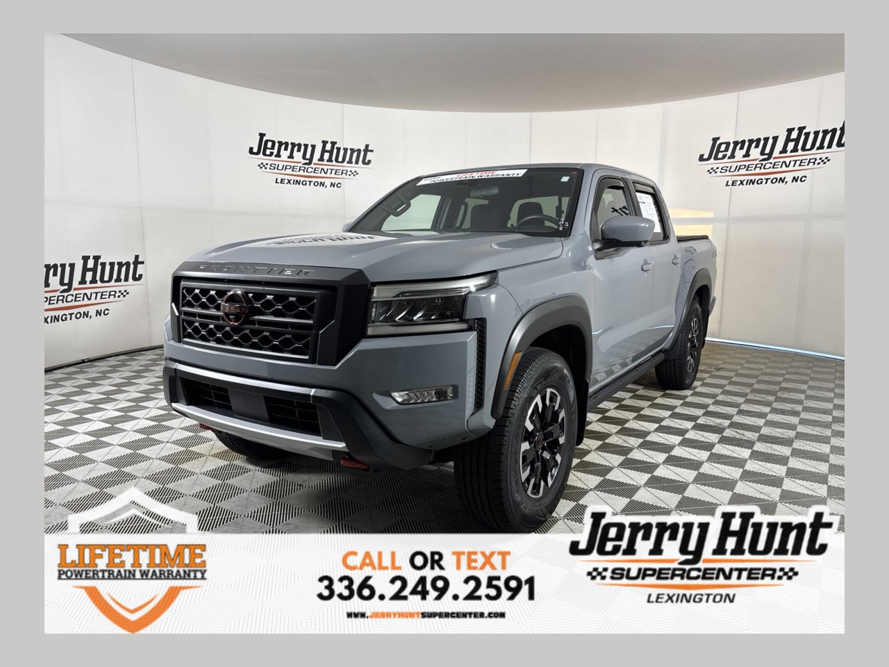 Used 2023 Nissan Frontier PRO-4X w/ Pro Convenience Package AWD/4WD image 1