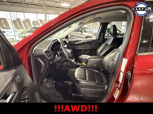 Used 2024 Ford Escape Platinum image 16