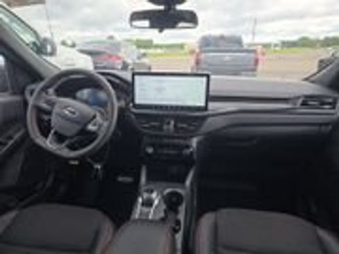 Used 2024 Ford Escape ST-Line w/ Tech Pack #1 AWD/4WD image 6
