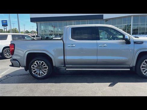Certified 2024 GMC Sierra 1500 Denali Ultimate AWD/4WD image 9