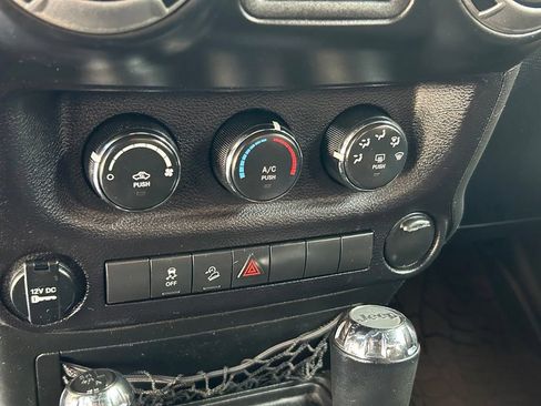 Used 2017 Jeep Wrangler Sport AWD/4WD image 20