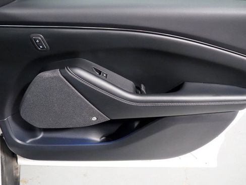 Used 2022 Ford Mustang Mach-E Premium image 58