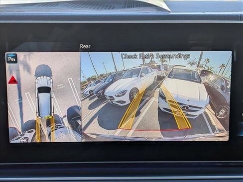 Used 2022 Mercedes-Benz GLS 450 4MATIC image 14