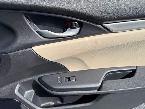 Used 2019 Honda Civic LX image 24