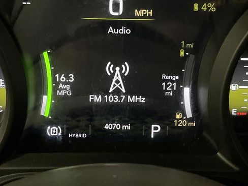 Used 2024 Jeep Wrangler Unlimited image 6