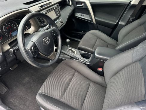 Used 2015 Toyota RAV4 XLE FWD image 9