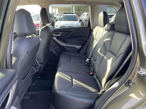 Certified 2023 Subaru Forester Limited image 3