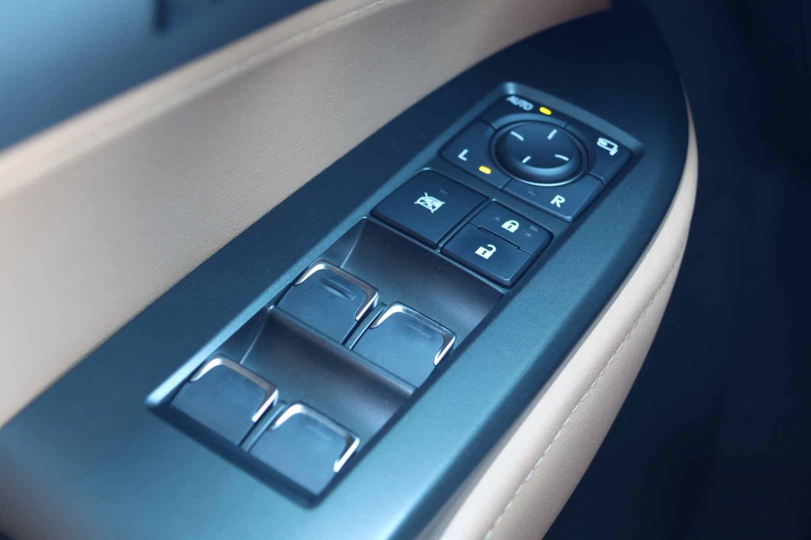 Certified 2024 Lexus NX 250 FWD image 14