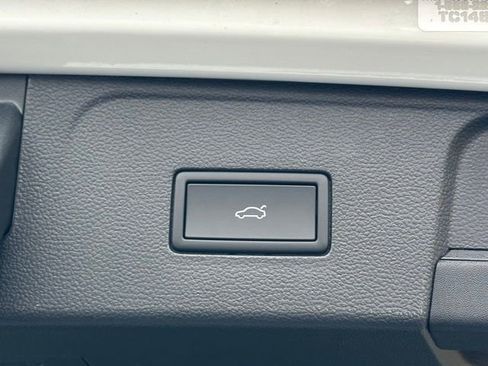 New 2026 Volkswagen Atlas SEL Premium R-Line image 21