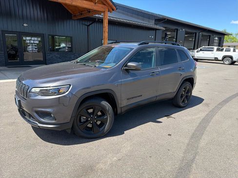 Used 2020 Jeep Cherokee Latitude Plus AWD/4WD image 1