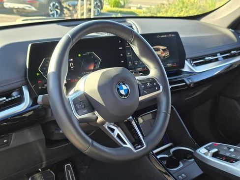 Used 2025 BMW X1 xDrive28i image 14