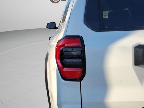 Used 2025 Toyota 4Runner TRD Off-Road image 30