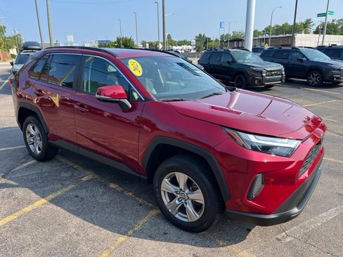 Used 2023 Toyota RAV4 XLE w/ Convenience Package AWD/4WD image 3