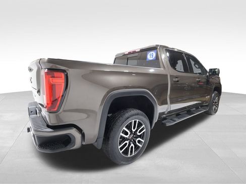 Used 2019 GMC Sierra 1500 AT4 w/ AT4 Premium Package image 4