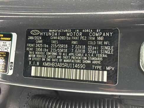 Used 2024 Hyundai Kona SEL FWD image 17