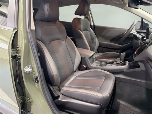 Certified 2025 Subaru Crosstrek 2.5i Limited w/ Popular Package #4A image 14