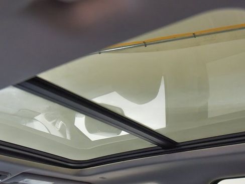 Used 2024 Toyota Tundra Limited image 29