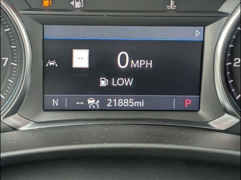 Used 2024 Chevrolet Equinox RS w/ RS Leather Package AWD/4WD image 9