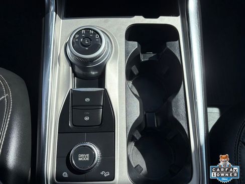 Certified 2022 Ford Explorer XLT w/ Equipment Group 202A AWD/4WD image 22