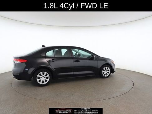 Used 2021 Toyota Corolla LE image 21
