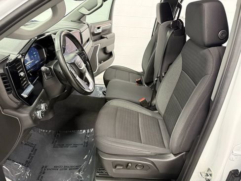 Used 2023 GMC Sierra 1500 SLE AWD/4WD image 10