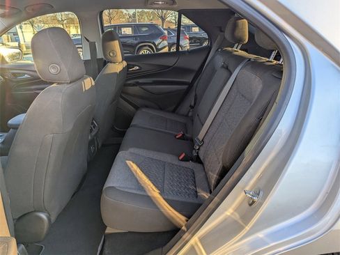 Used 2022 Chevrolet Equinox LT image 15