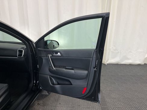 Used 2022 Kia Sportage Nightfall Edition image 19