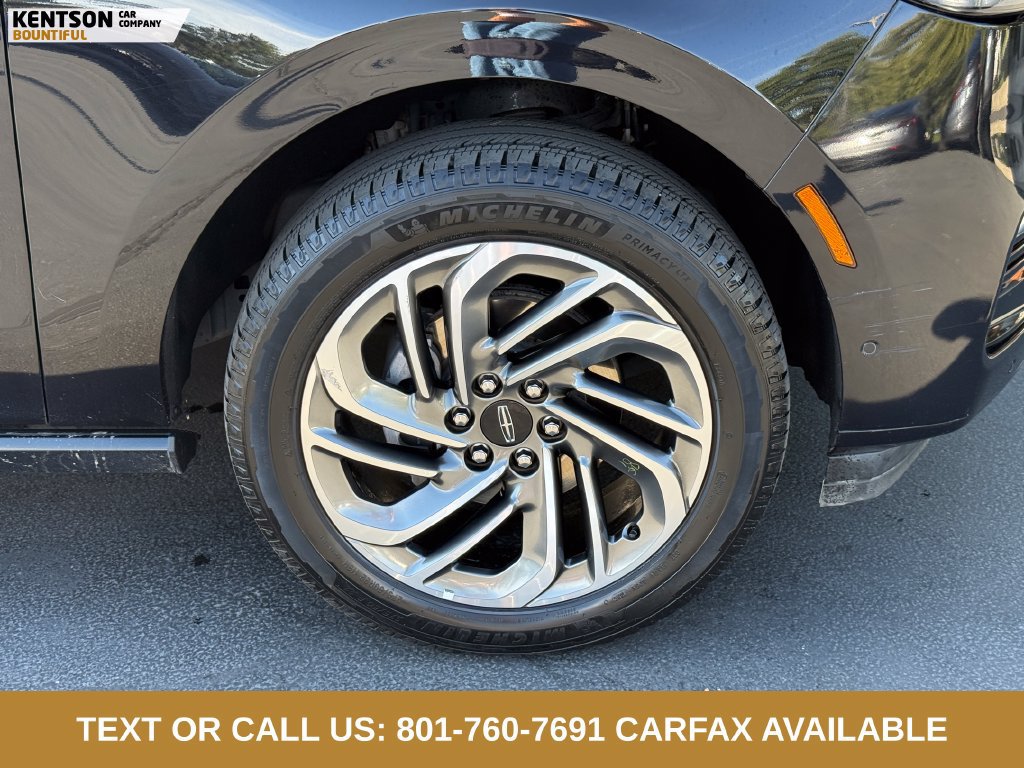 Used 2025 Lincoln Navigator Reserve AWD/4WD image 12