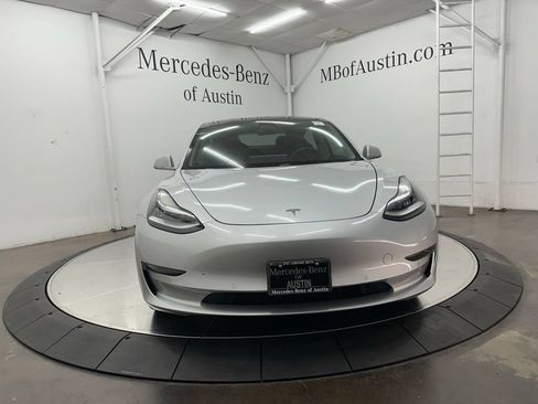 Used 2018 Tesla Model 3 Long Range RWD image 2