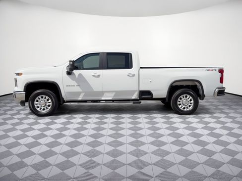 Certified 2025 Chevrolet Silverado 3500 LT w/ Safety Package AWD/4WD image 2