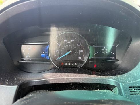Used 2016 Ford Explorer XLT w/ Equipment Group 202A AWD/4WD image 10