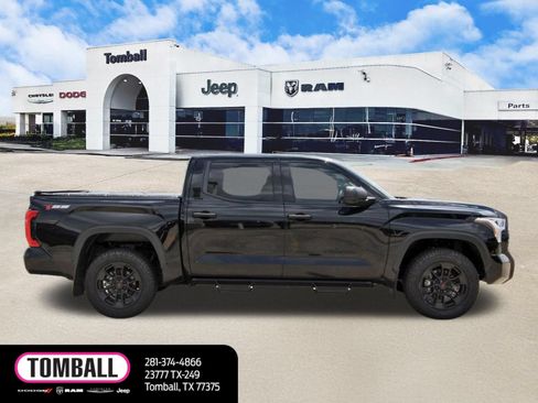 Used 2022 Toyota Tundra SR5 AWD/4WD image 8