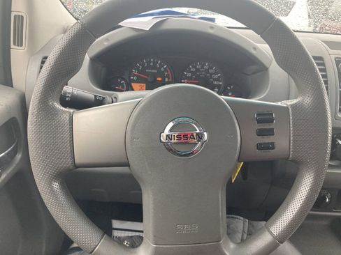 Used 2006 Nissan Frontier SE w/ (P01) Power Pkg image 10