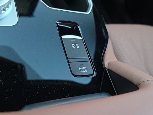 New 2026 Mitsubishi Outlander SEL image 25