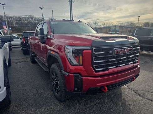 New 2026 GMC Sierra 2500 AT4 w/ AT4 Premium Plus Package image 3