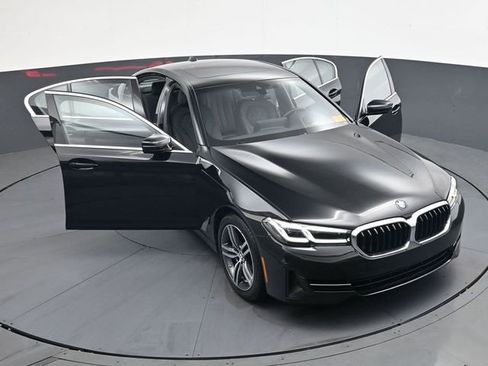 Used 2023 BMW 530i xDrive w/ Premium Package AWD/4WD image 44