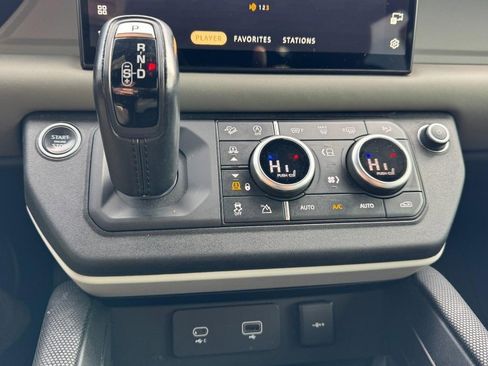 Used 2022 Land Rover Defender 110 X-Dynamic HSE image 20