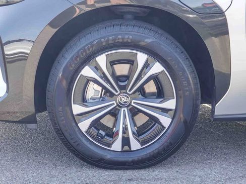 Used 2023 Toyota bZ4X XLE w/ Weather Package image 10