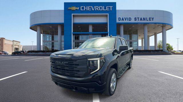 Used 2024 GMC Sierra 1500 SLE AWD/4WD image 3