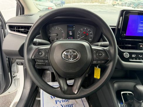 Used 2024 Toyota Corolla LE image 15